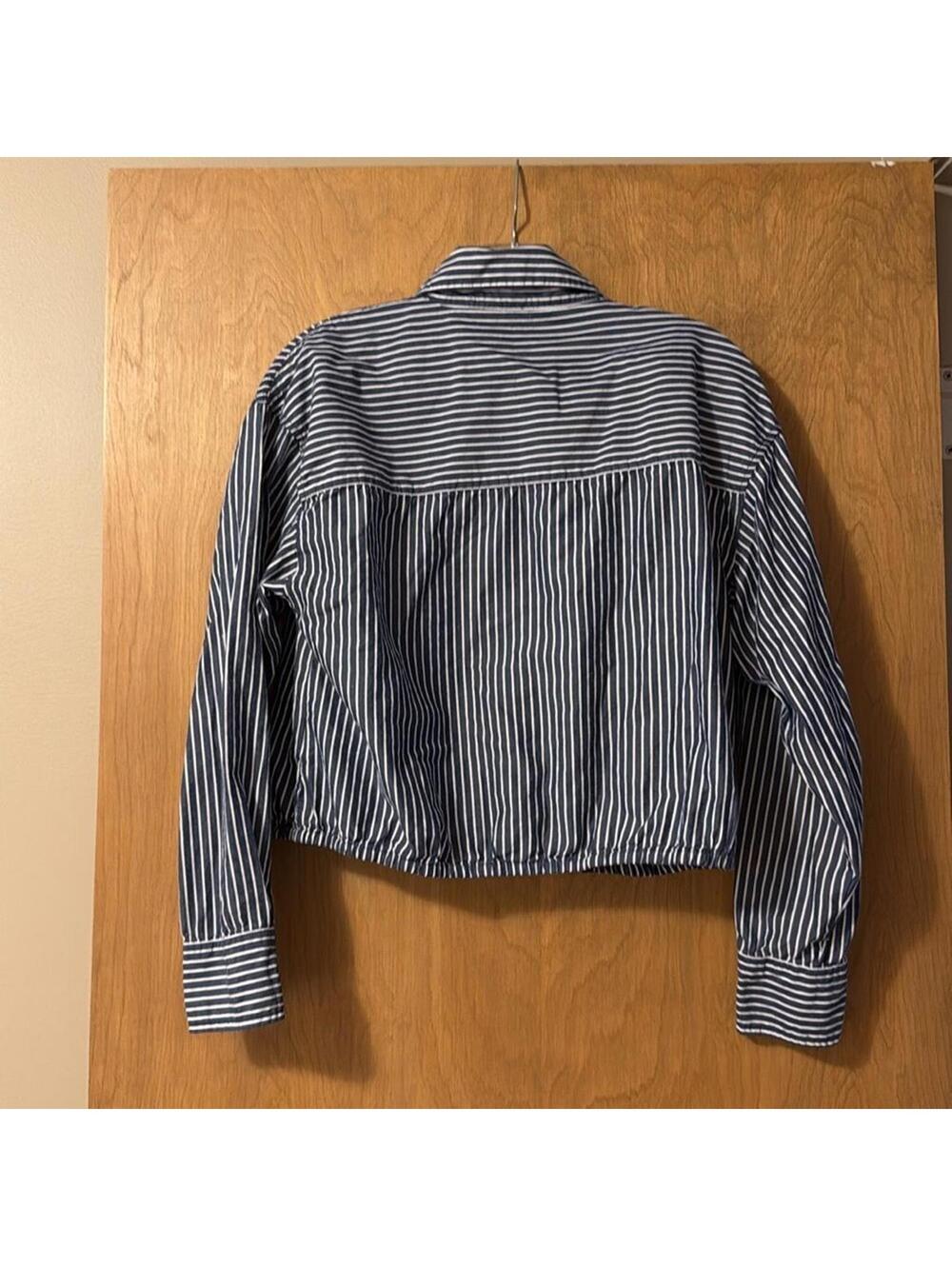 Kut from the Kloth Navy and White Striped Shirt - Picture 2 of 7
